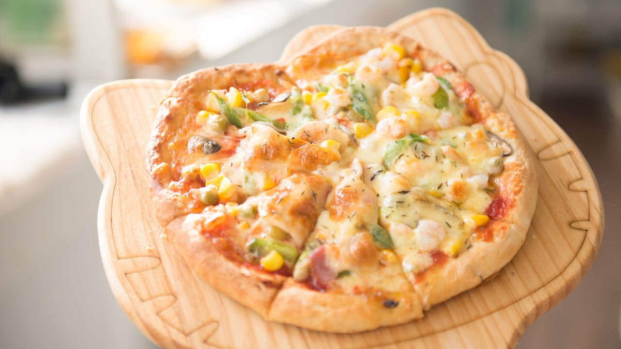 Stuft Pizza Bar & Grill