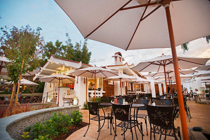 Urth Cafe